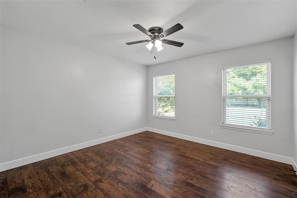 212 North Old Temple Road Hewitt, TX 76643 - Photo 17 of 40 Bedroom 2 in main house