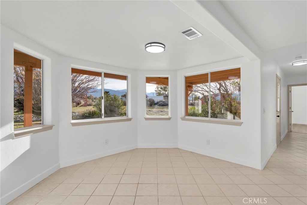 329 Lindero Road Pinon Hills, CA 92372 - Photo 19 of 74