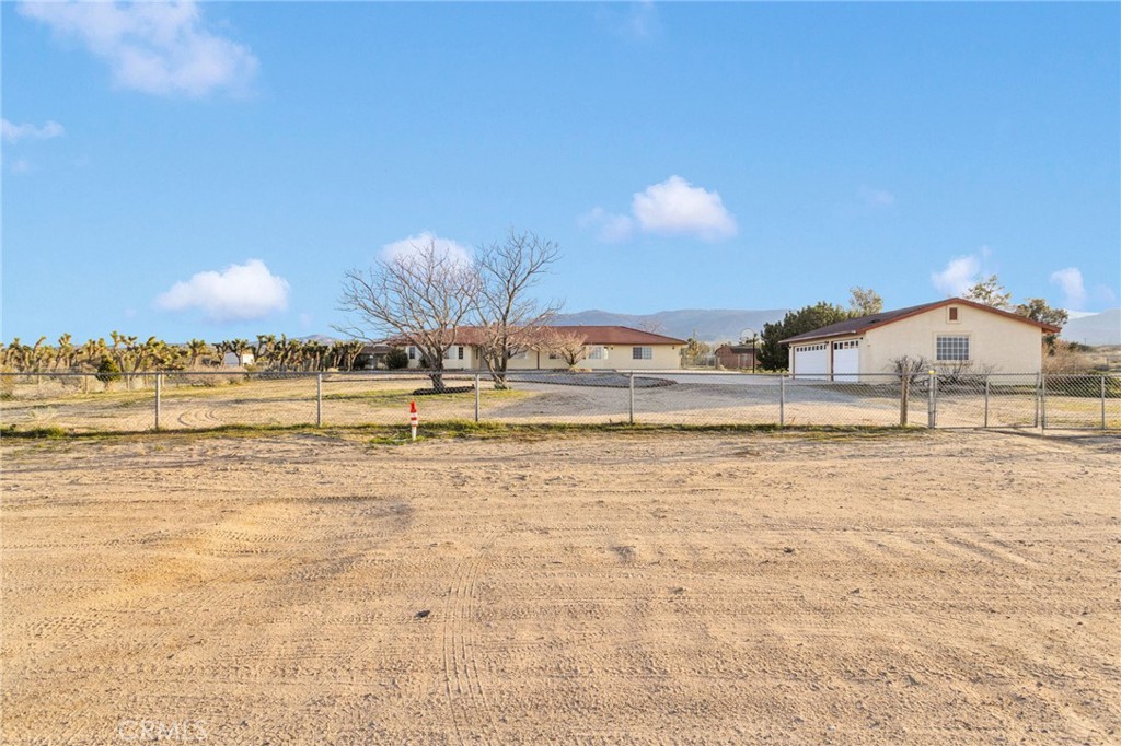 329 Lindero Road Pinon Hills, CA 92372 - Photo 2 of 74