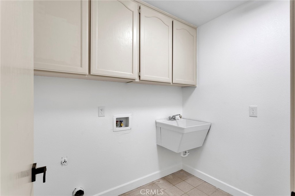 329 Lindero Road Pinon Hills, CA 92372 - Photo 35 of 74