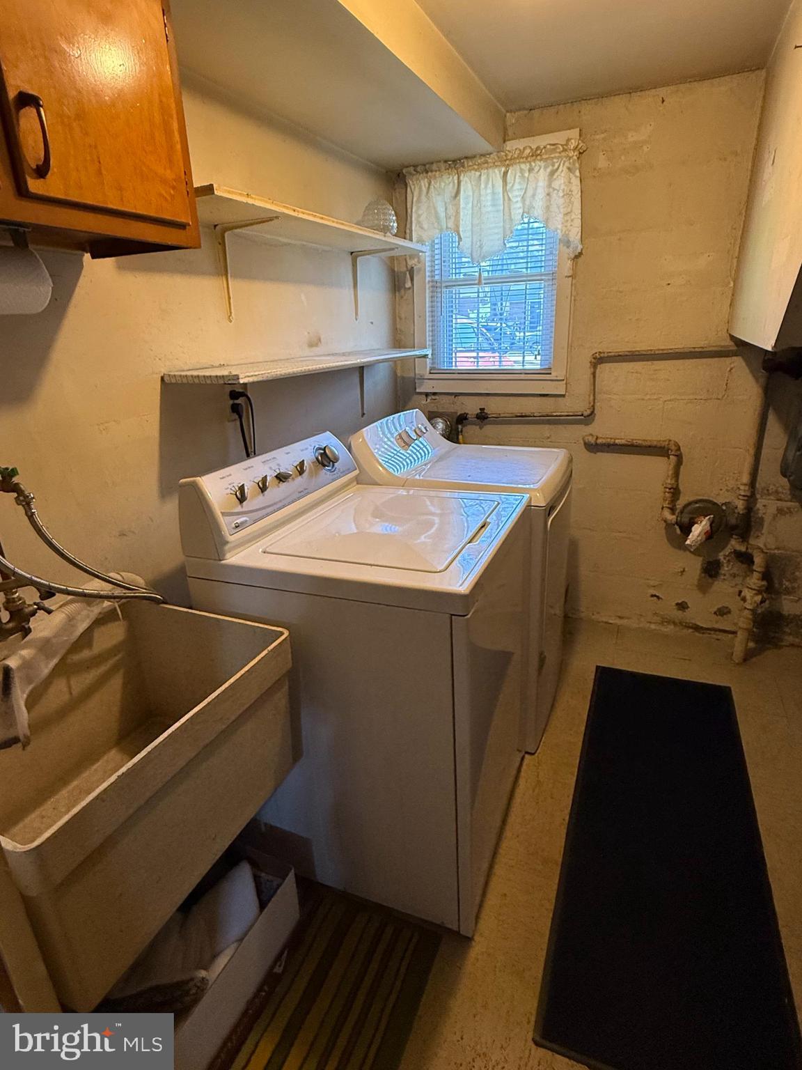 12018 Academy Road Philadelphia, PA 19154 - Photo 20 of 24 a utility room with dryer and washer