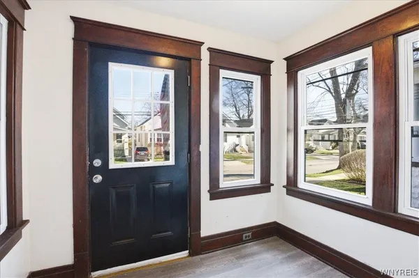 $209,900 | 105 Sheffield Avenue, Buffalo, NY 14220