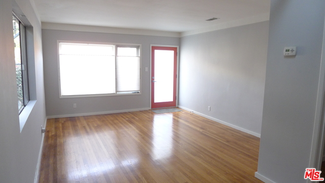 2901 Strongs Drive Venice, CA 90291 - Photo 2 of 24