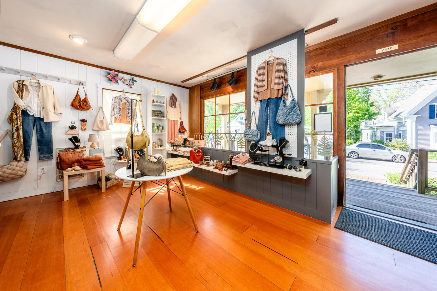 354 Main Street Wellfleet, MA 02667 - Photo 28 of 40 a living room with furniture and a large window