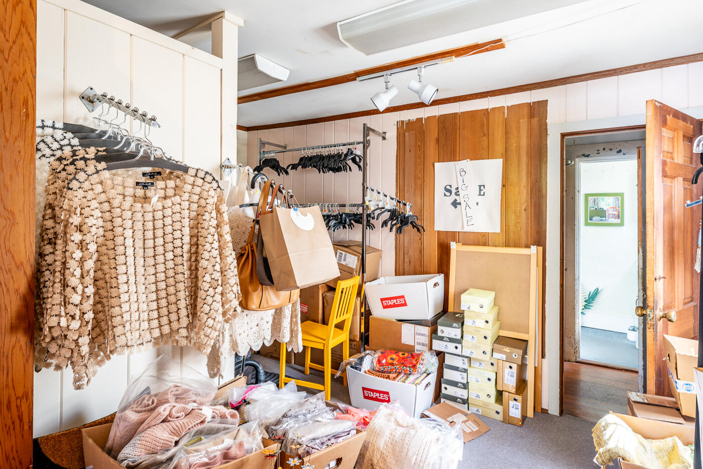 354 Main Street Wellfleet, MA 02667 - Photo 36 of 40 a bed room with a bed and a window