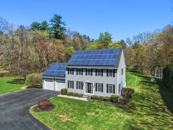 $825,000 | 358 South Silver Lane, Sunderland, MA 01375
