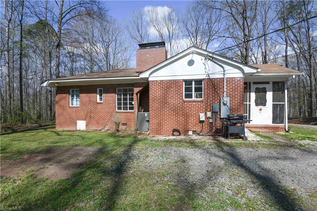 945 Dan Valley Road Madison, NC 27025 - Photo 23 of 24