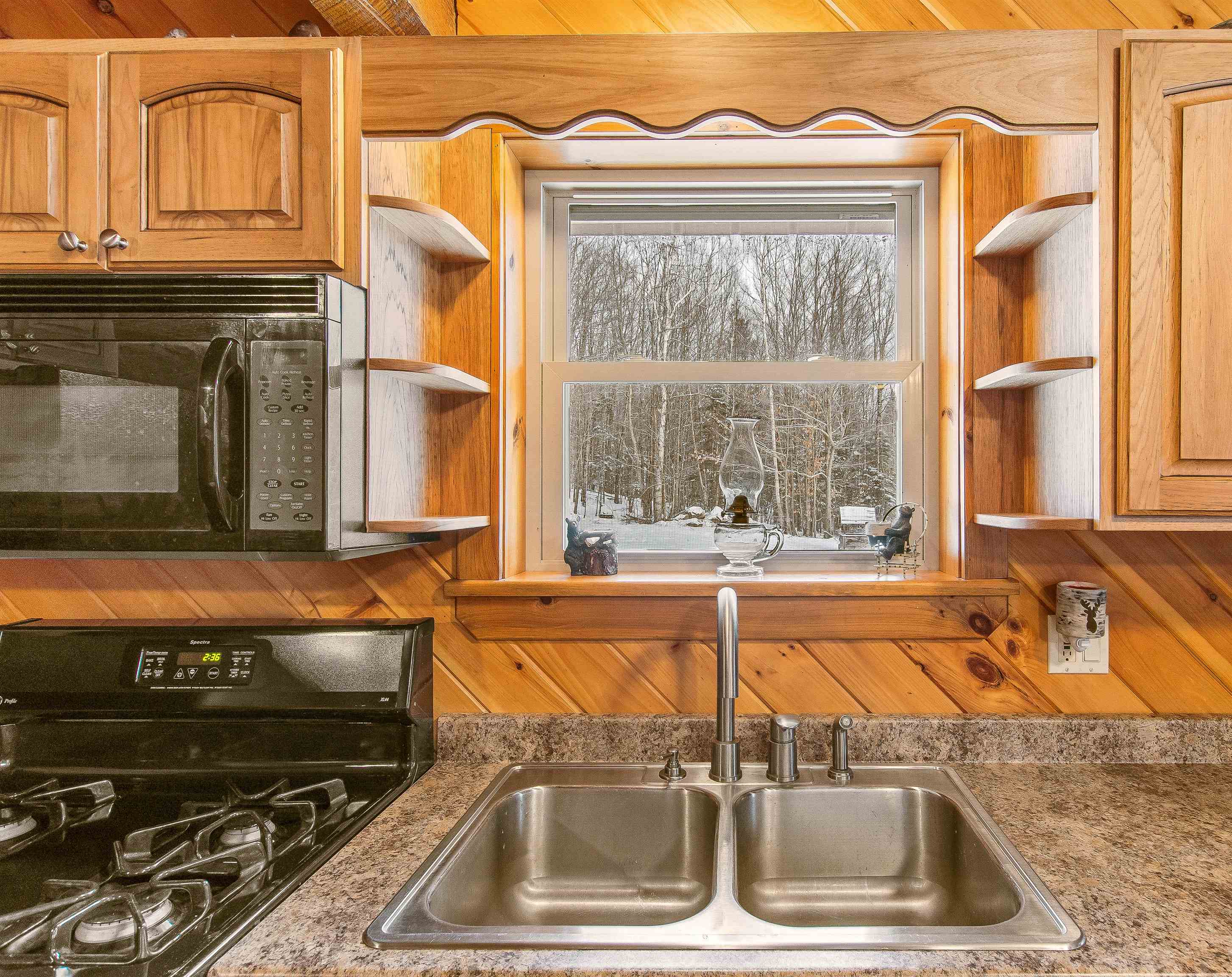 87 Christie Road Stratford, NH 03590 - Photo 11 of 31