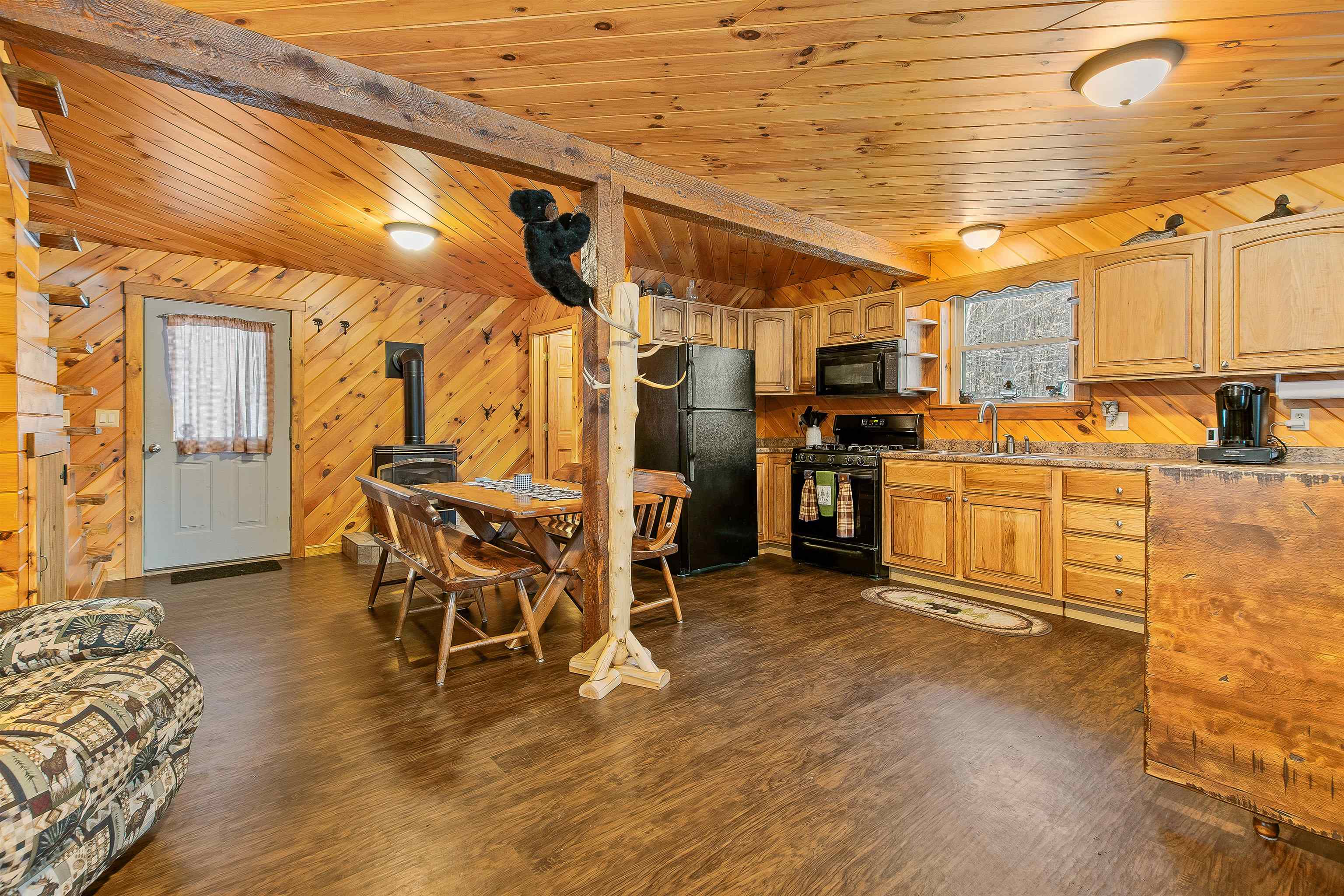 87 Christie Road Stratford, NH 03590 - Photo 12 of 31