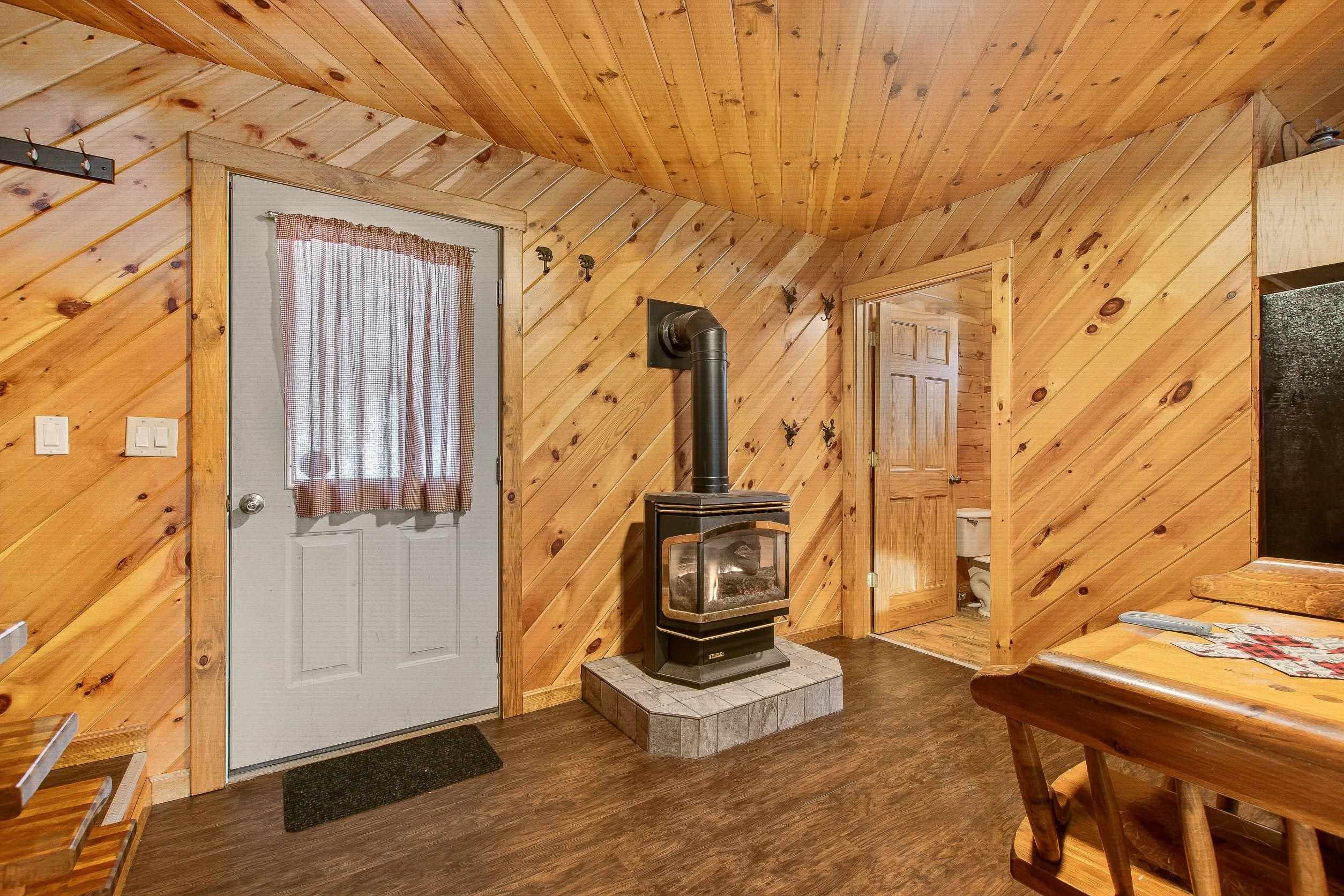 87 Christie Road Stratford, NH 03590 - Photo 16 of 31