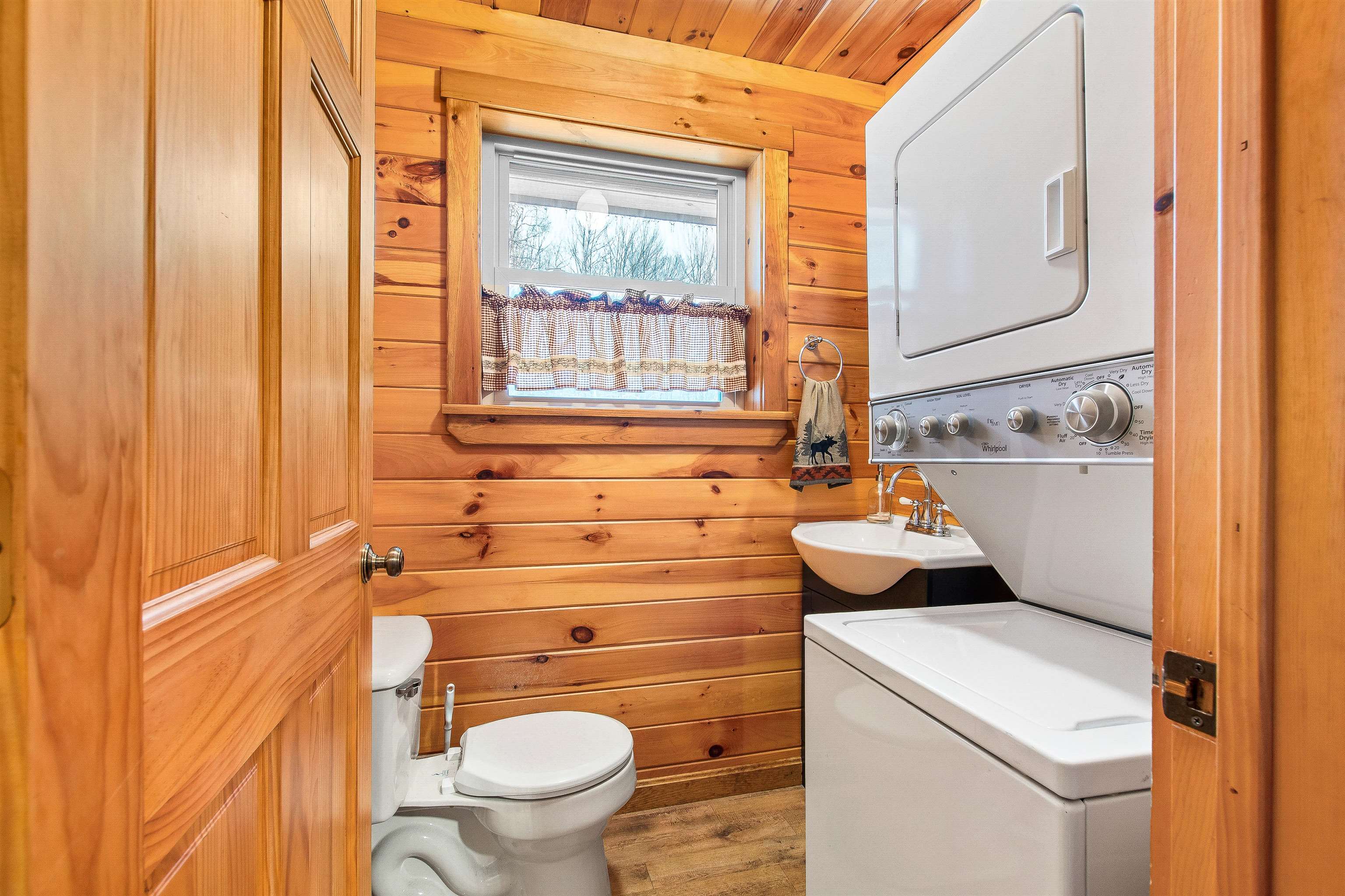 87 Christie Road Stratford, NH 03590 - Photo 17 of 31