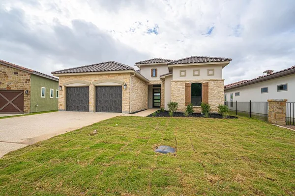 $595,000 | 2013 Toscano Way, Kerrville, TX 78028
