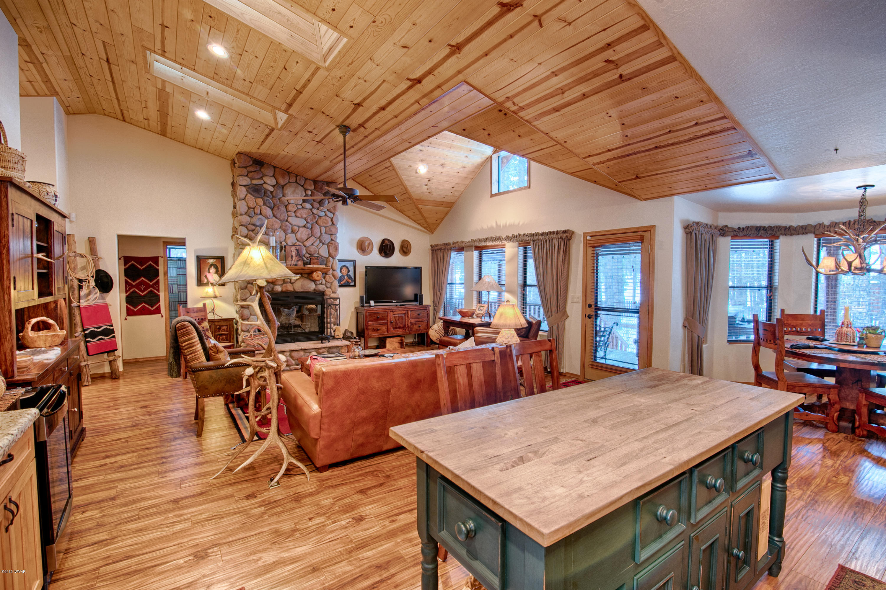 7979 White Oak Road Pinetop, AZ 85935 - Photo 3 of 23 Gallery Image 3