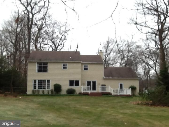 613 Weadley Road Radnor, PA 19087 - Photo 3 of 19 Exterior Back