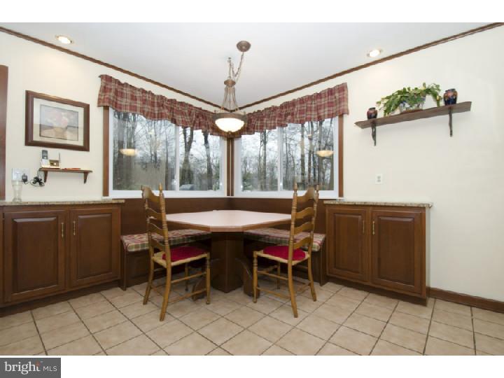613 Weadley Road Radnor, PA 19087 - Photo 9 of 19 Kitchen