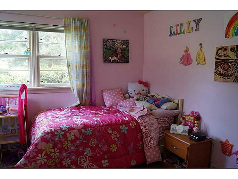 5521 Gibson Road Gibsonia, PA 15044 - Photo 13 of 17 Bedroom.