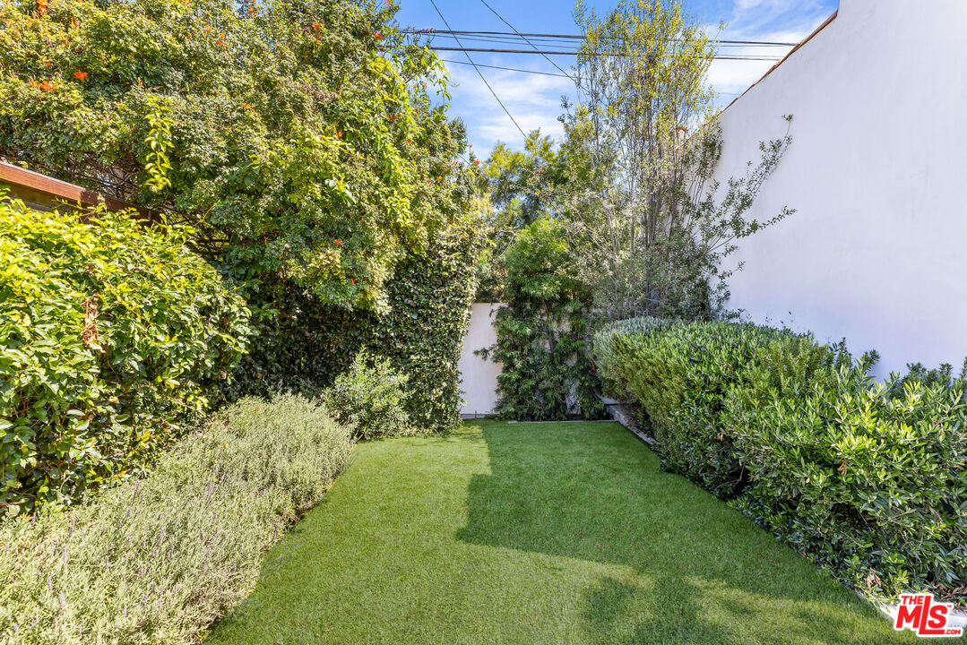 1616 Electric Avenue Venice, CA 90291 - Photo 28 of 35