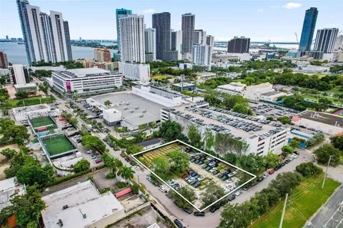 $7,495,000 | 100 Northeast 21st Street, Miami, FL 33137