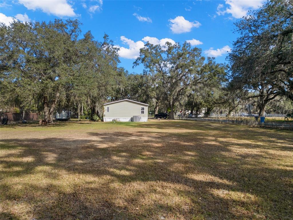 5104 Nesmith Road Plant City, FL 33567 - Photo 10 of 33 Gallery Image 10