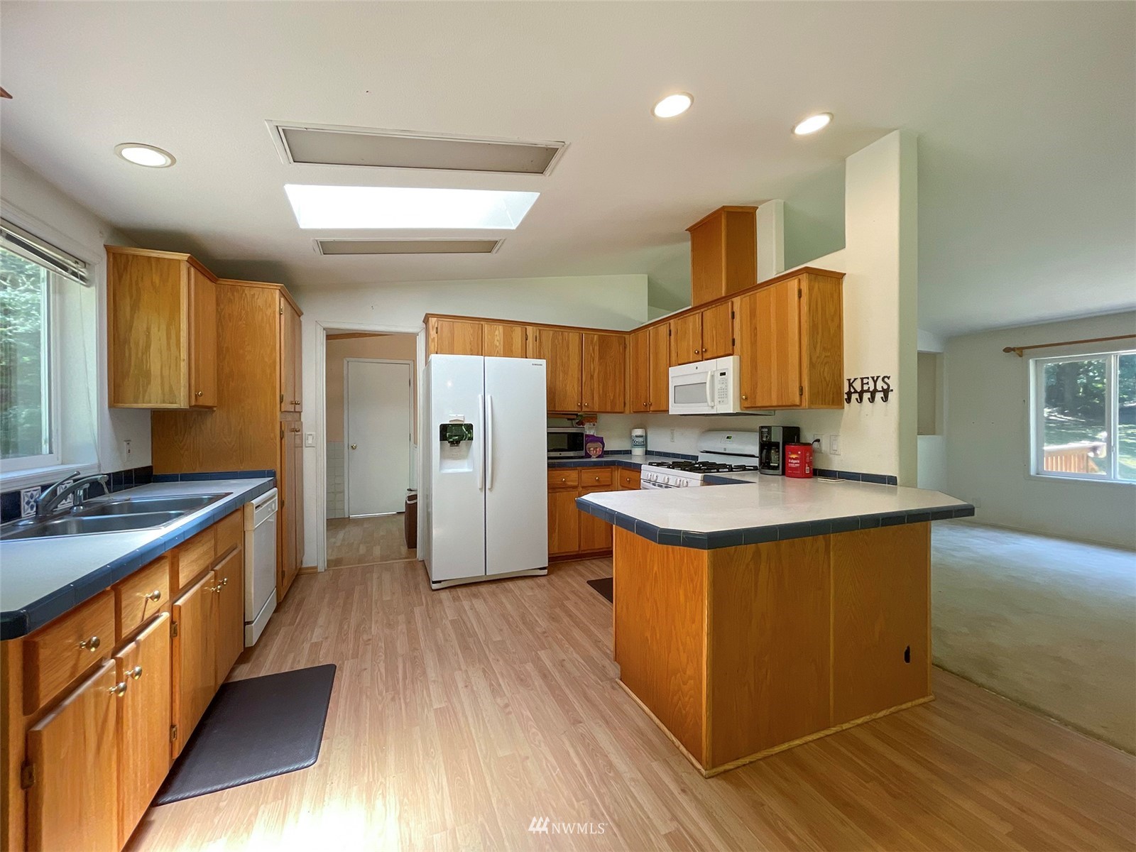 196 Old Gardiner Road Sequim, WA 98382 - Photo 12 of 40 Gallery Image 12