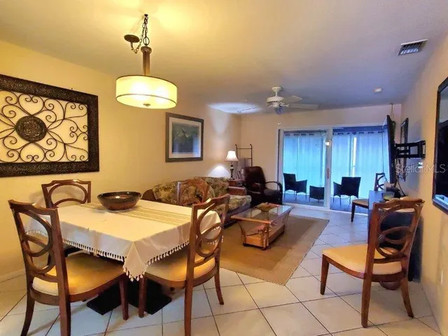 a view of a livingroom and dining room