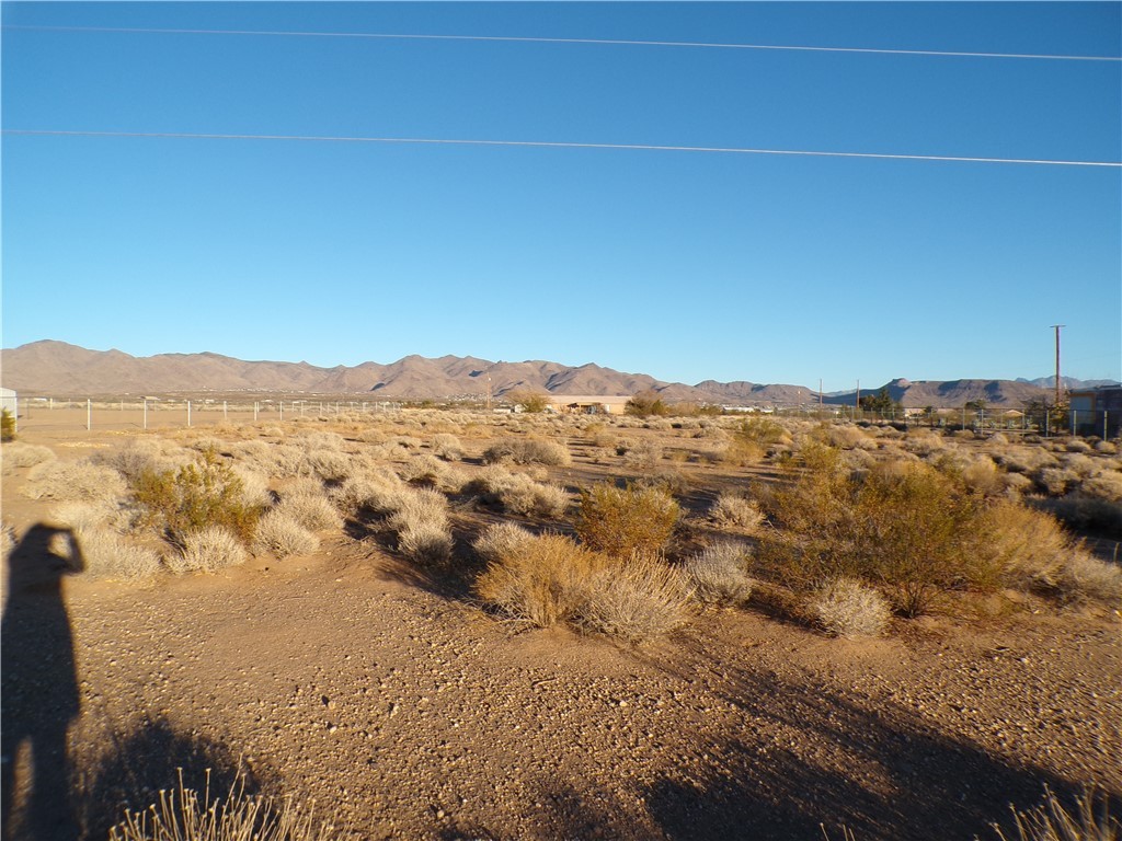 3780 Mobile Road Golden Valley, AZ 86413 - Photo 9 of 10 View