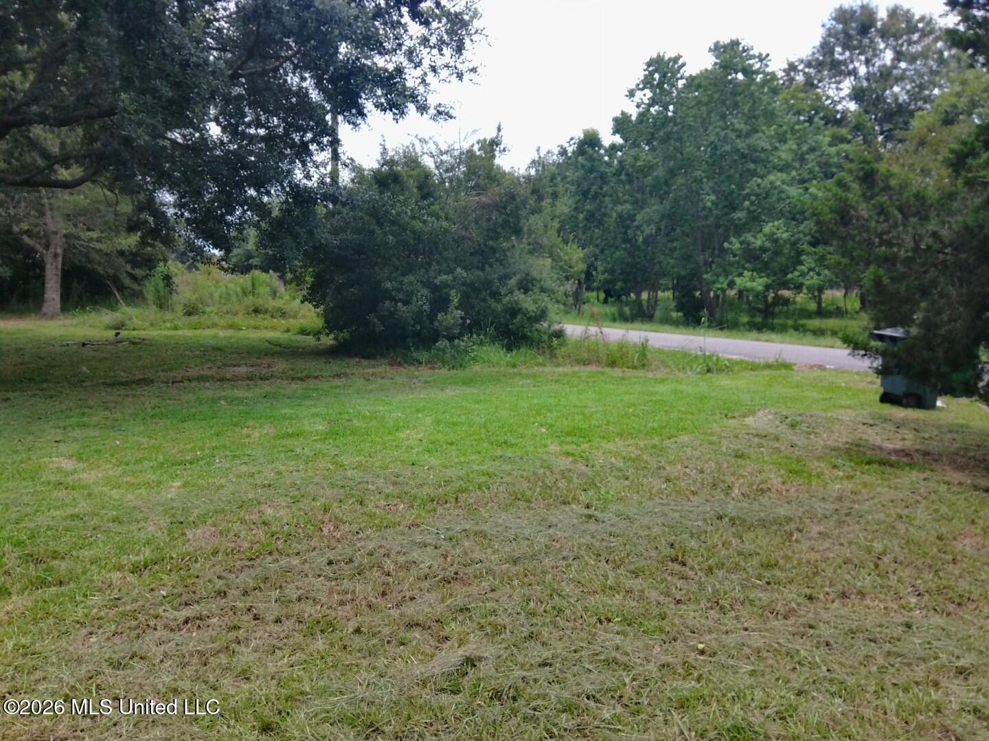 15227 Charles Williams Road Moss Point, MS 39562 - Photo 8 of 10 110_0713