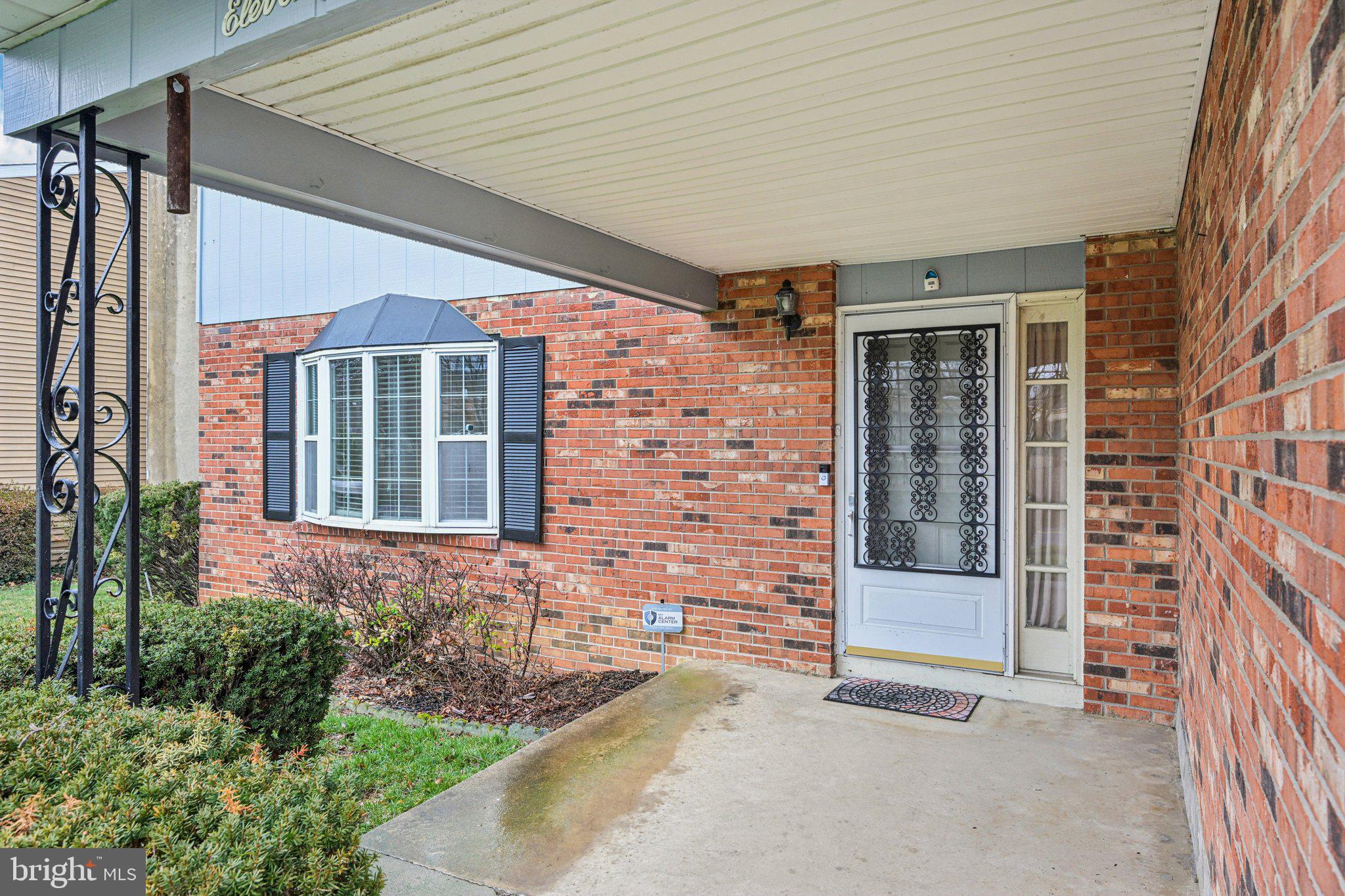 1129 Old Coochs Bridge Road Newark, DE 19713 - Photo 3 of 34