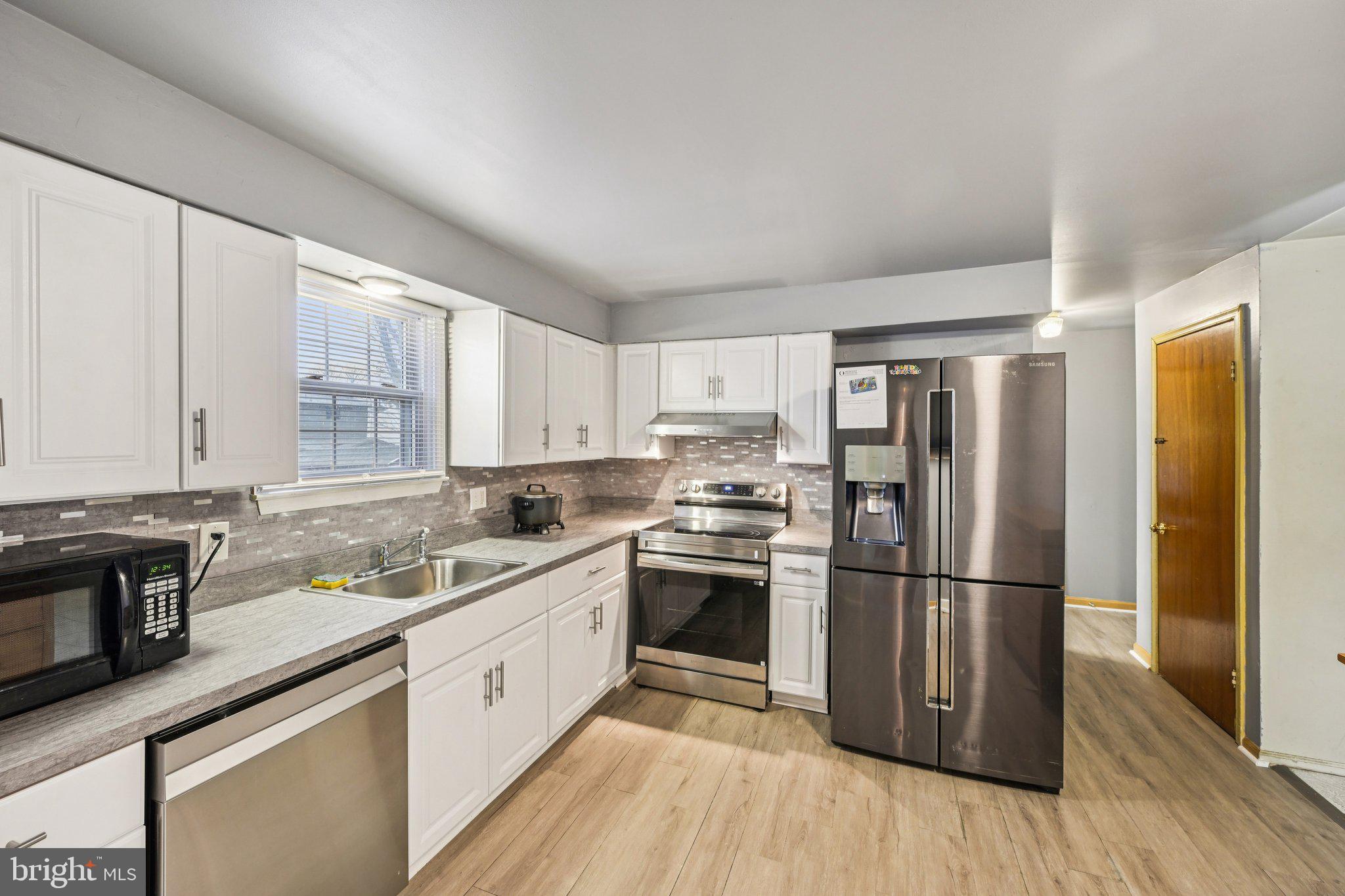 1129 Old Coochs Bridge Road Newark, DE 19713 - Photo 9 of 34