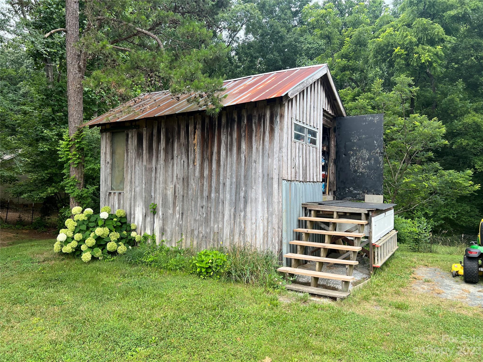 10850 Jim Sossoman Road Midland, NC 28107 - Photo 6 of 48 Gallery Image 6