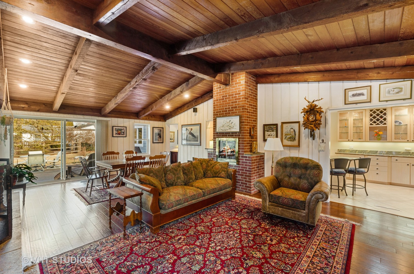 1246 Ridge Road Highland Park, IL 60035 - Photo 10 of 22 a living room with furniture and a large window