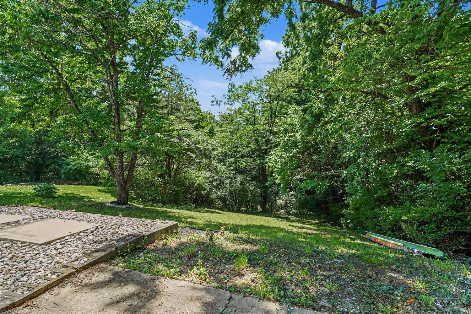 4745 Guerley Road Cincinnati, OH 45238 - Photo 26 of 29