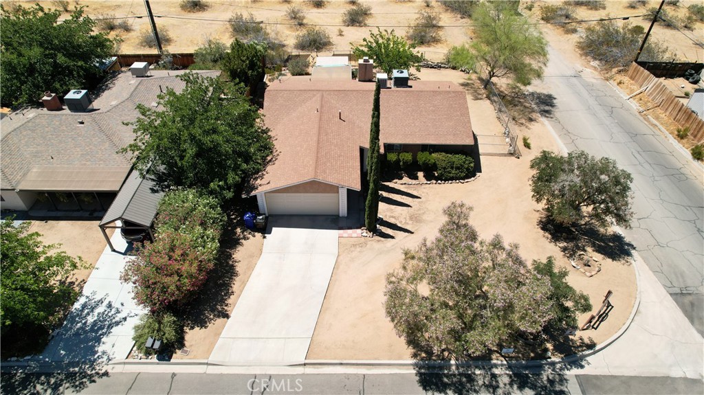 23911 Tahquitz Road Apple Valley, CA 92307 - Photo 25 of 32