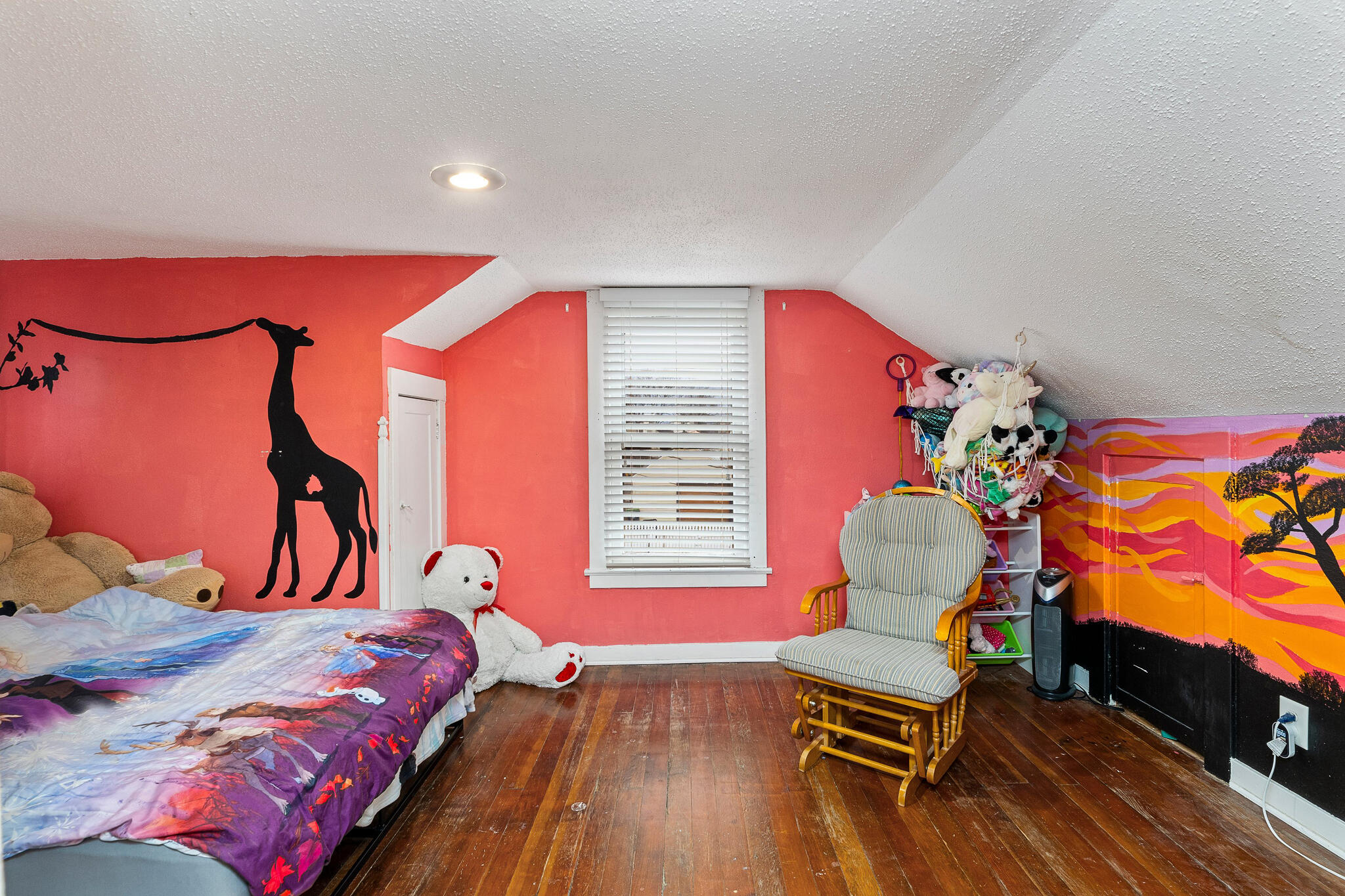 2132 Jackson Street La Crosse, WI 54601 - Photo 15 of 23 15 BEDROOM 2