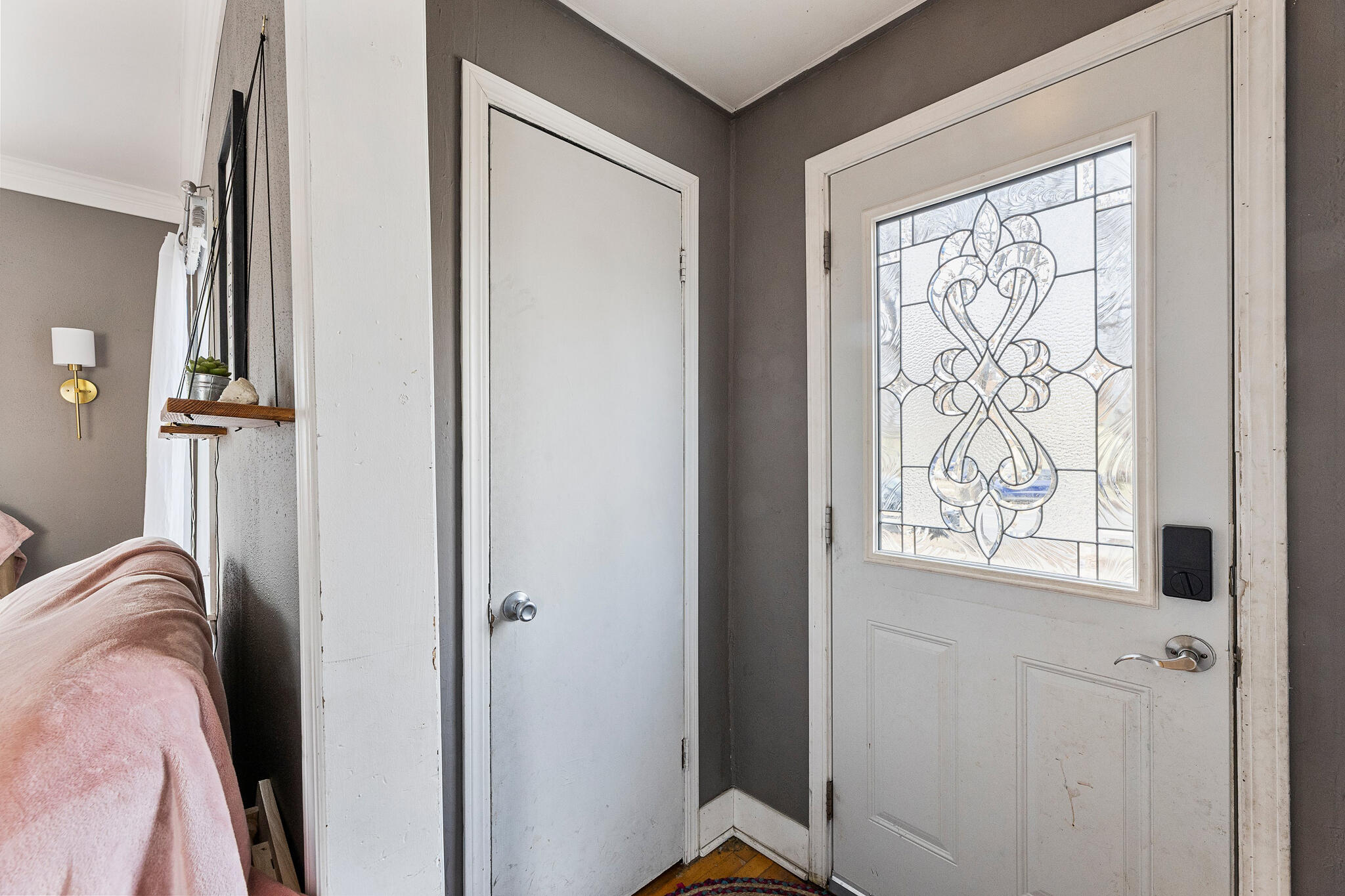 2132 Jackson Street La Crosse, WI 54601 - Photo 2 of 23 2 FOYER