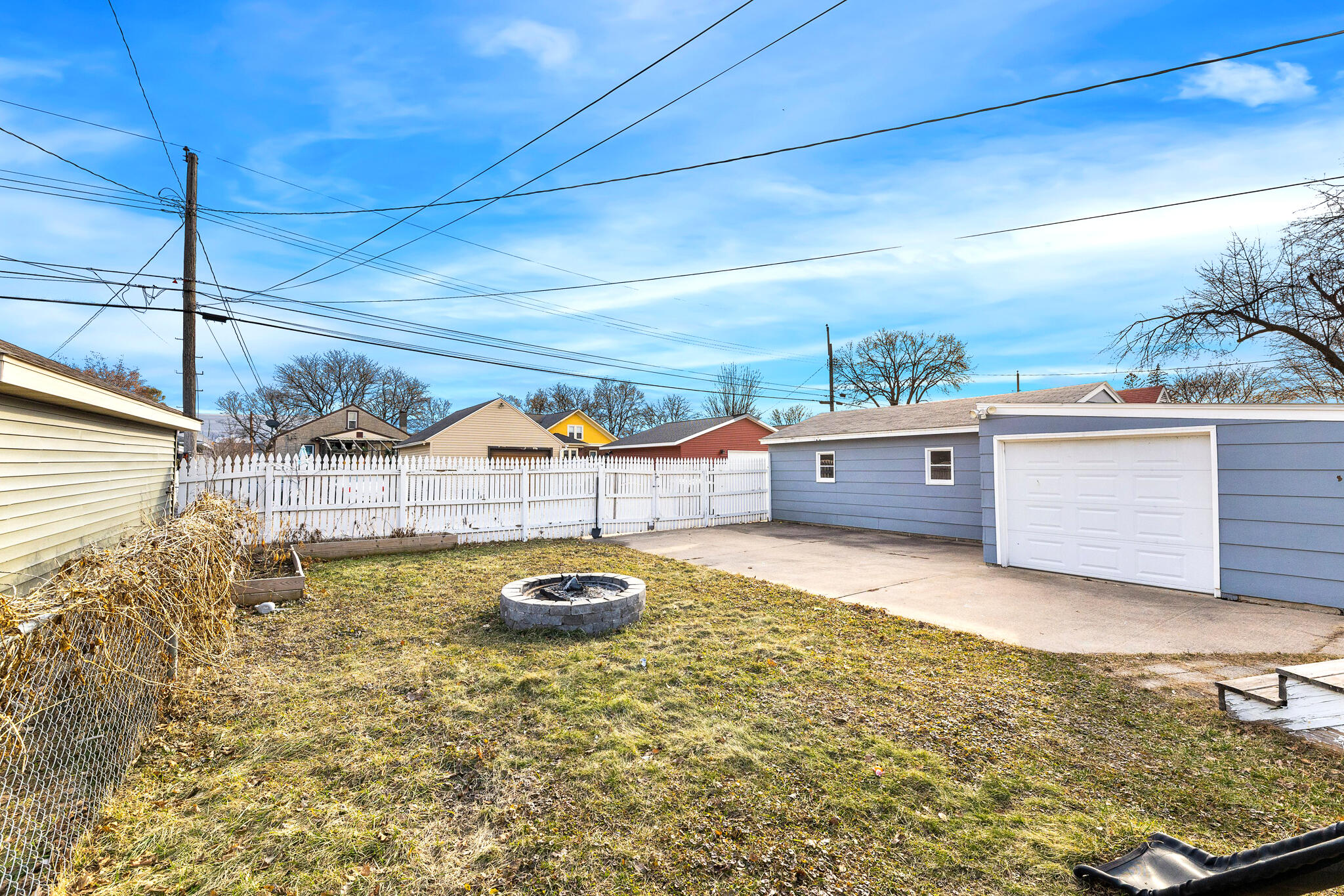 2132 Jackson Street La Crosse, WI 54601 - Photo 21 of 23 21 BACK YARD