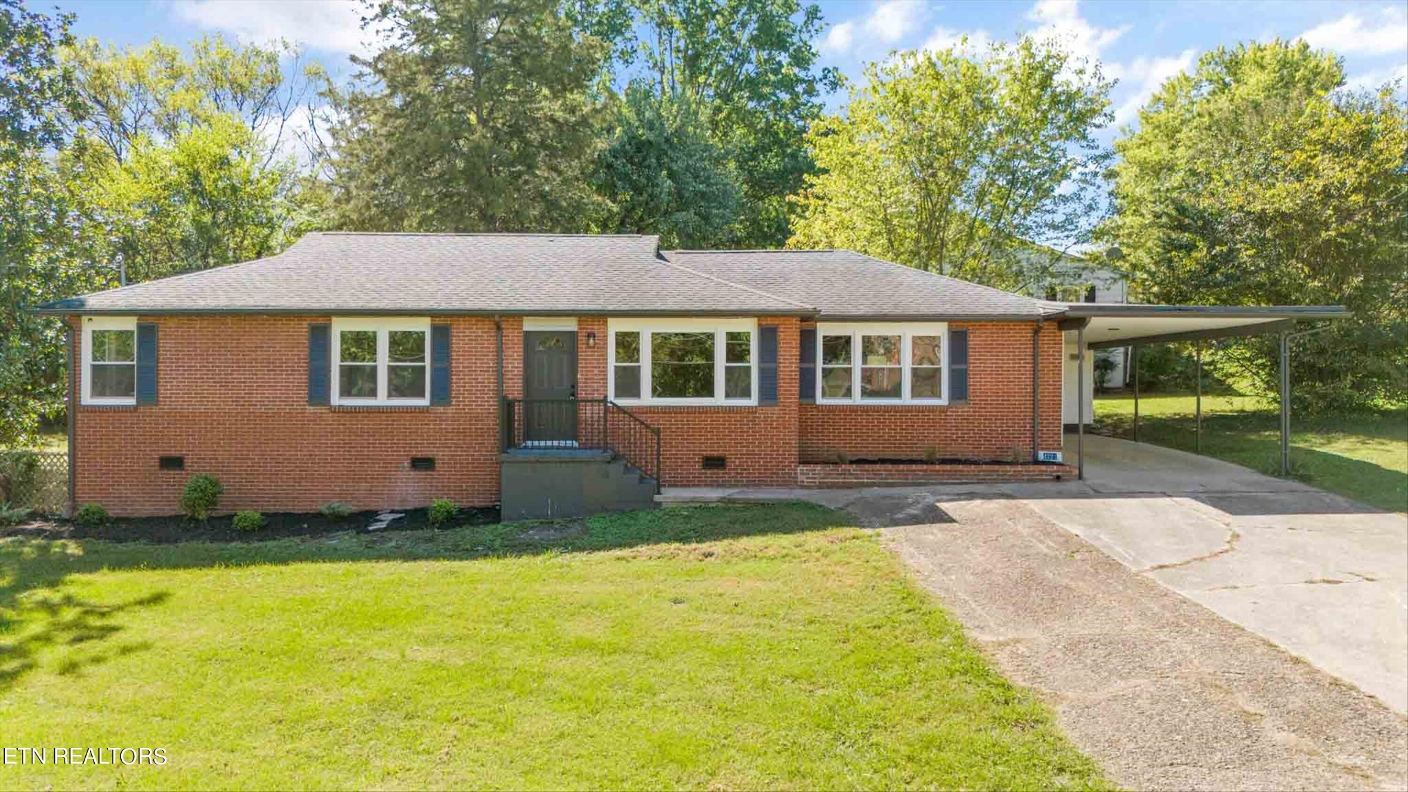 4221 Plummer Road Northeast Knoxville, TN 37918 - Photo 1 of 34 Gallery Image 1