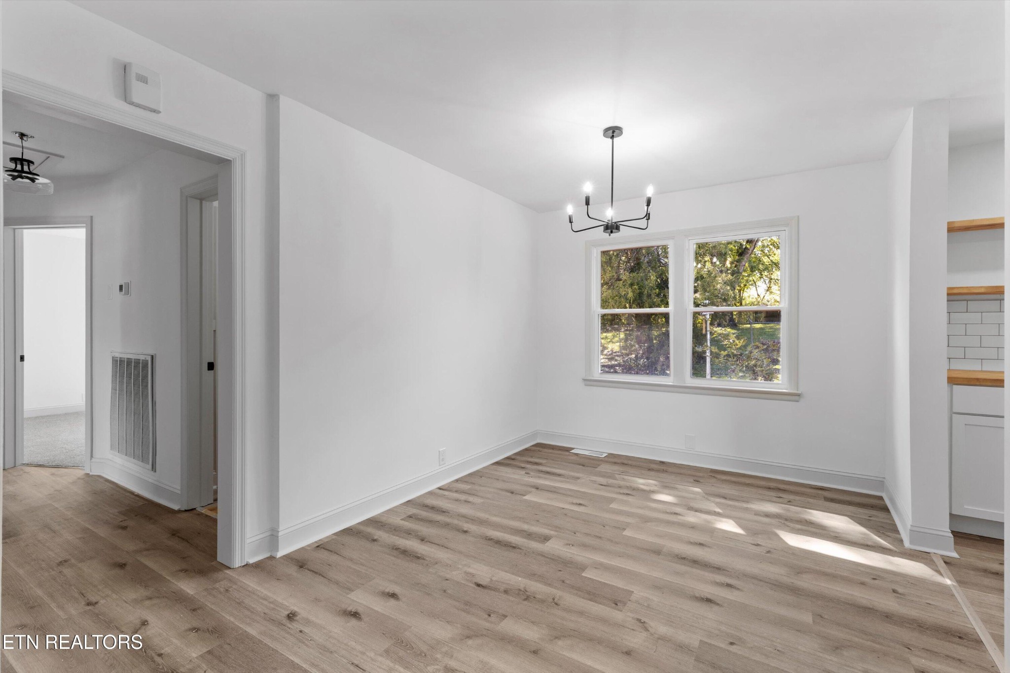 4221 Plummer Road Northeast Knoxville, TN 37918 - Photo 14 of 34 Gallery Image 14