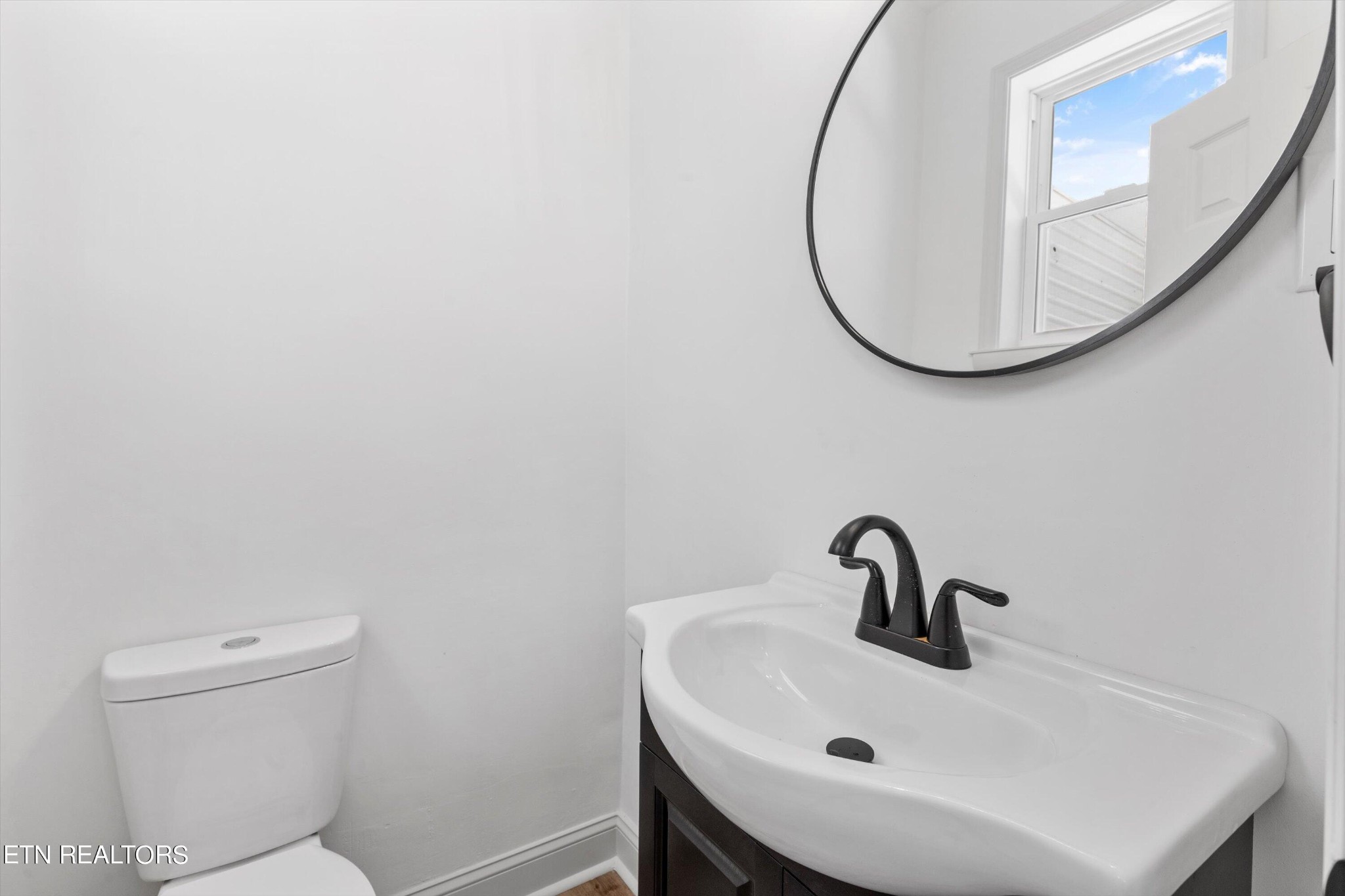 4221 Plummer Road Northeast Knoxville, TN 37918 - Photo 25 of 34 Gallery Image 25