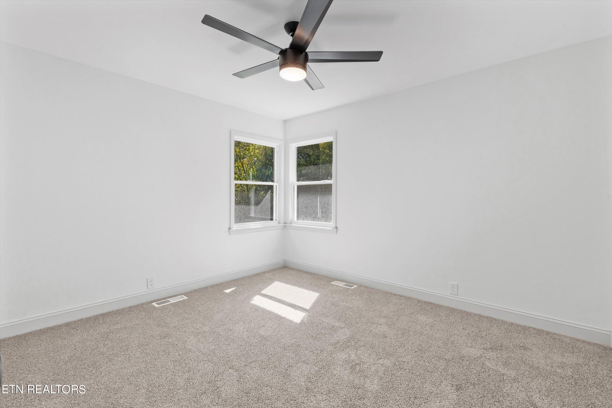 4221 Plummer Road Northeast Knoxville, TN 37918 - Photo 28 of 34 Gallery Image 28