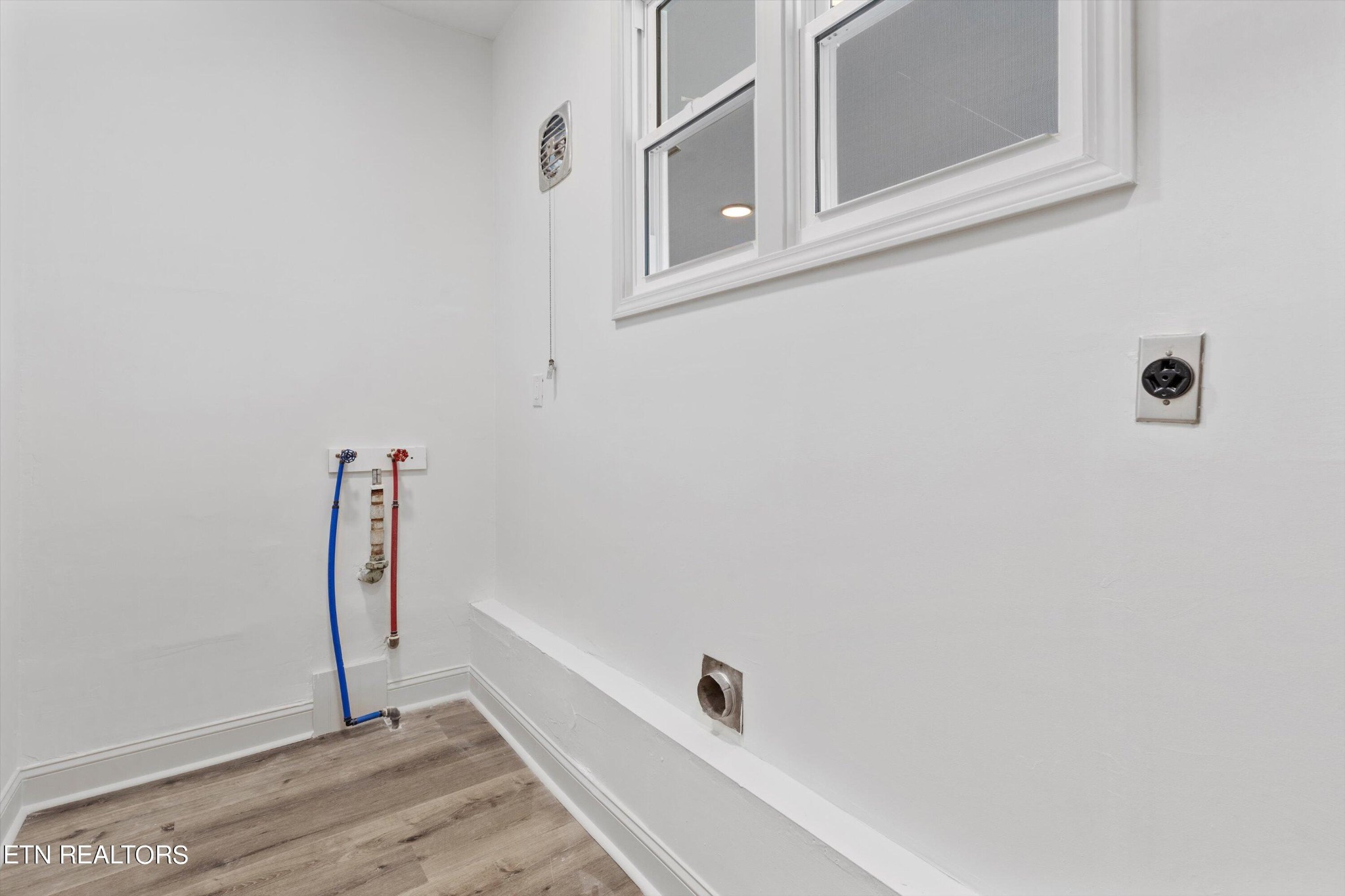 4221 Plummer Road Northeast Knoxville, TN 37918 - Photo 33 of 34 Gallery Image 33