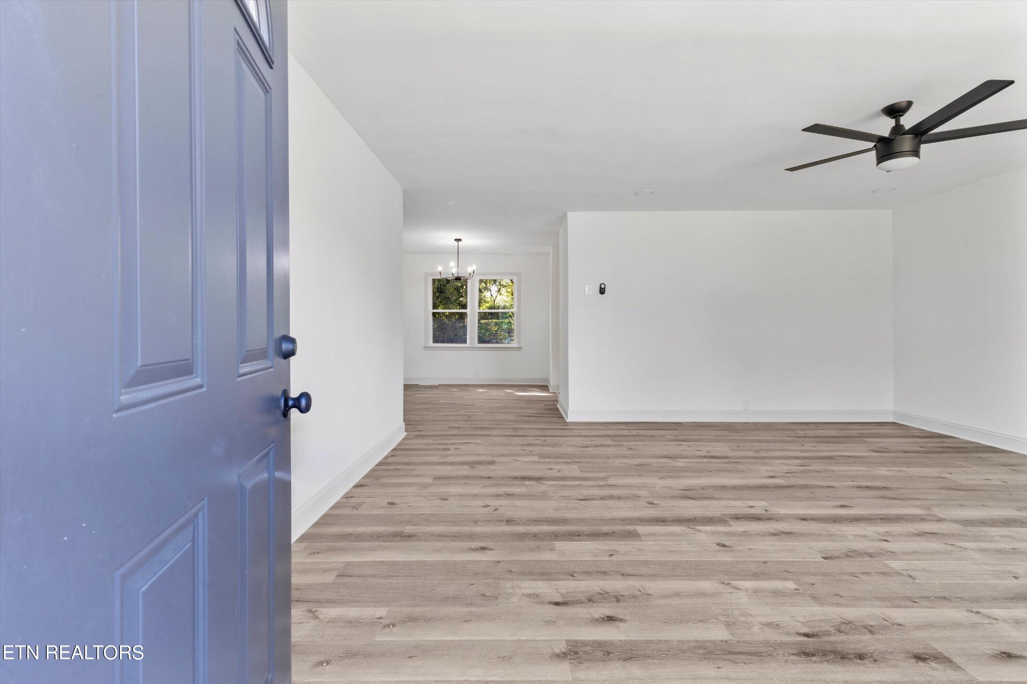 4221 Plummer Road Northeast Knoxville, TN 37918 - Photo 9 of 34 Gallery Image 9