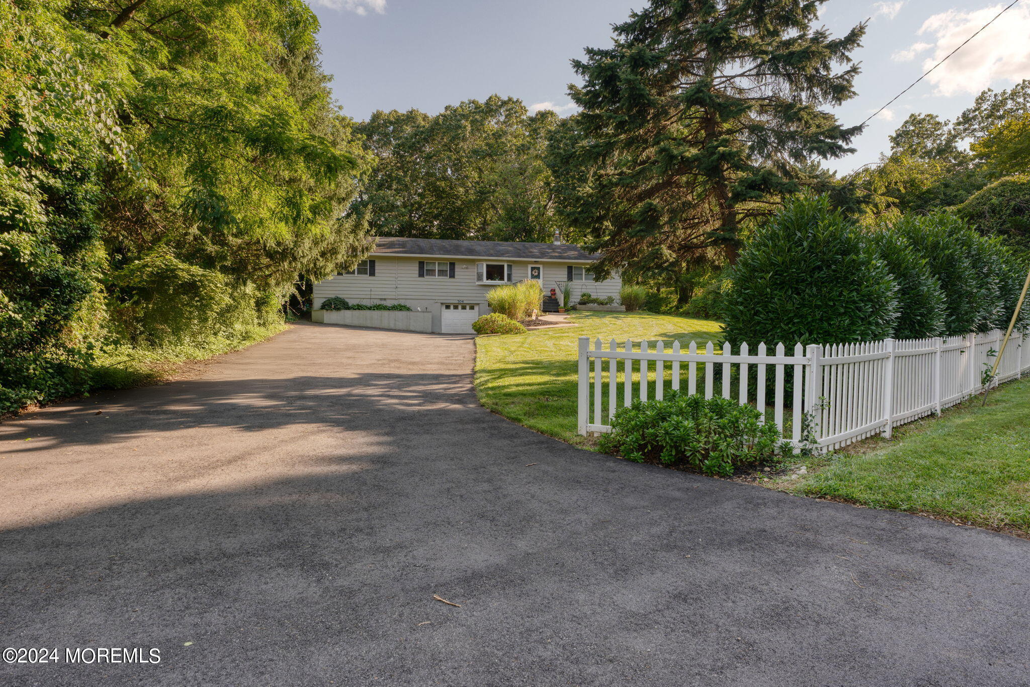 704 Old Bridge Road Brielle, NJ 08730 - Photo 2 of 28 18-web-or-mls-RLS-1