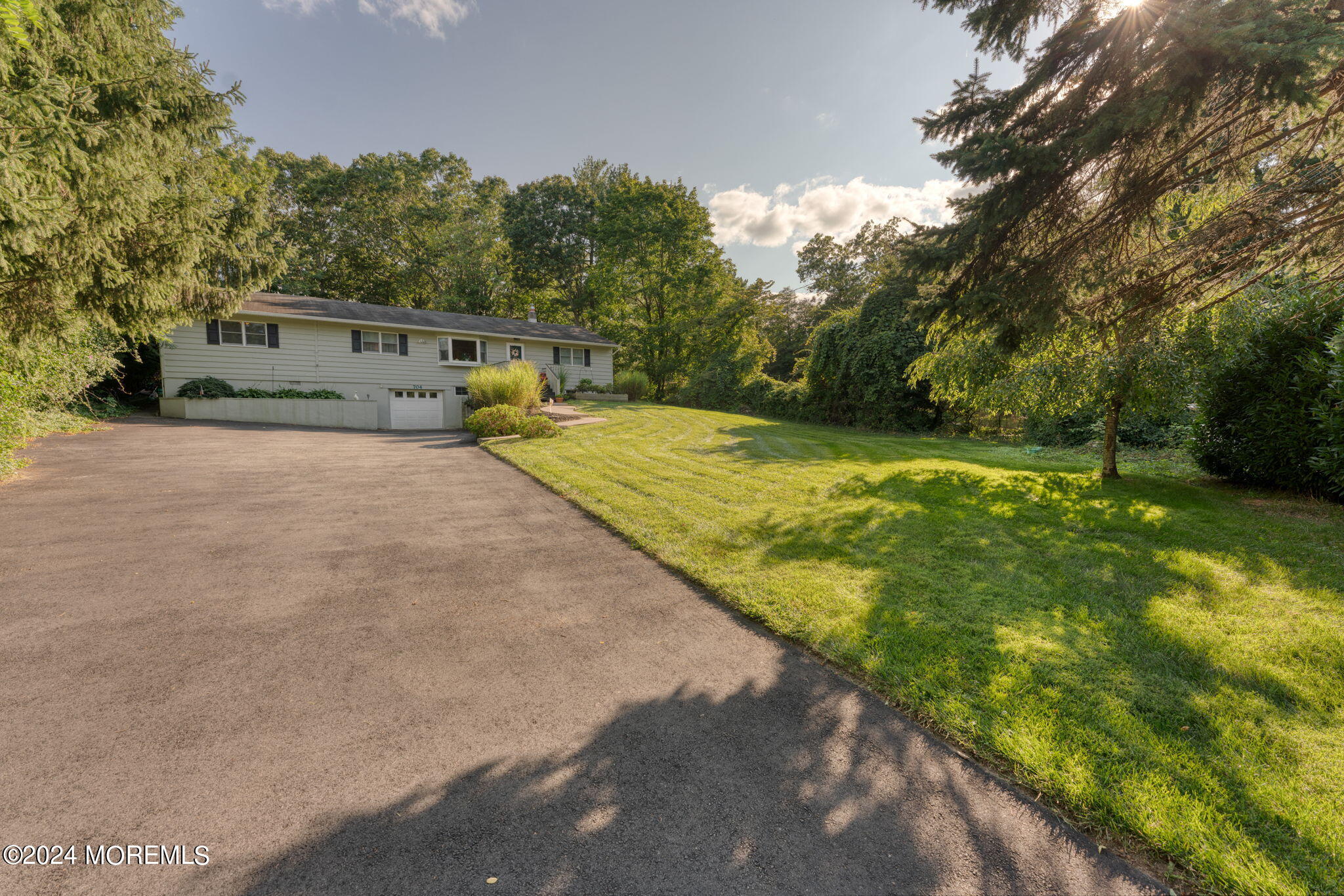 704 Old Bridge Road Brielle, NJ 08730 - Photo 3 of 28 10-web-or-mls-RLS-2
