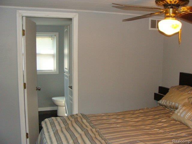 882 Pine Tree Road Lake Orion, MI 48362 - Photo 10 of 11 Master
