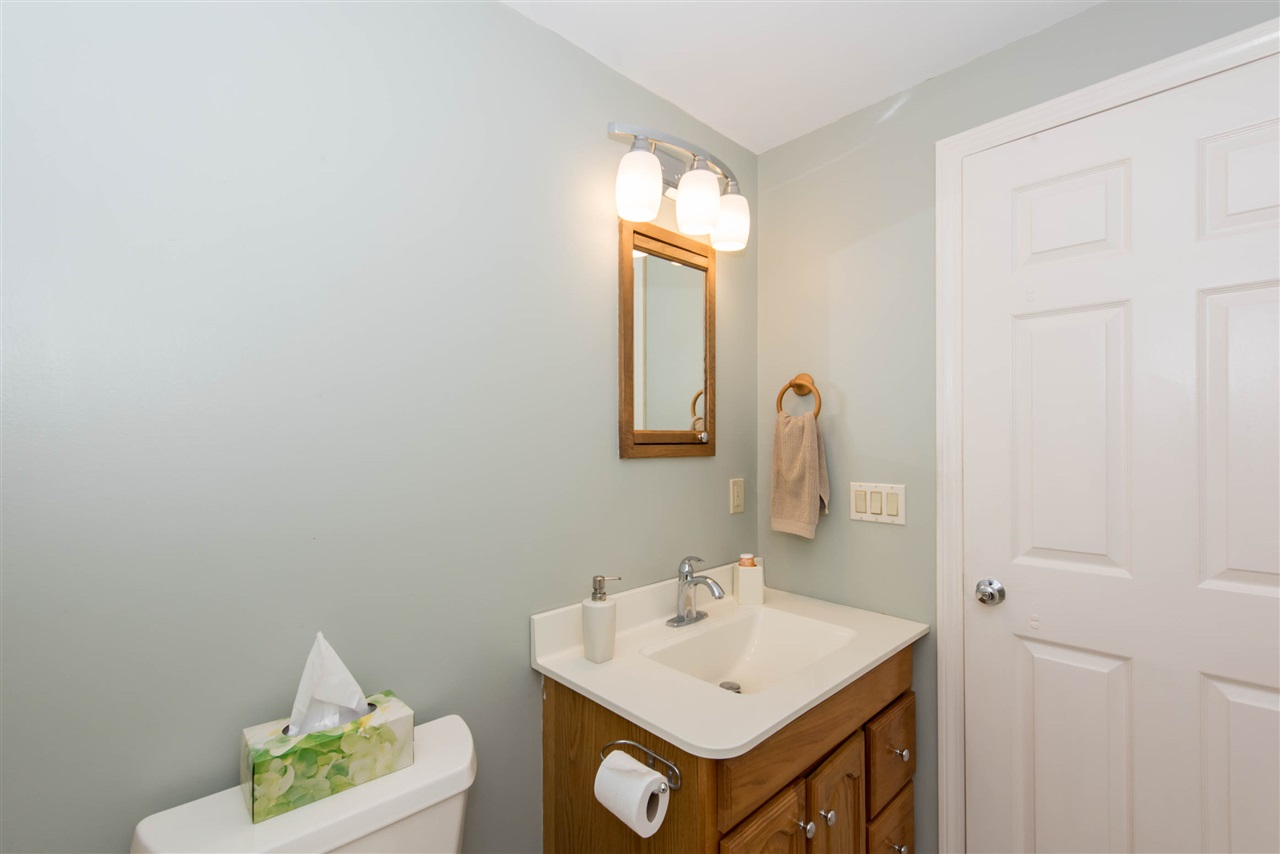 76 Tebbetts Road Rochester, NH 03867 - Photo 15 of 37