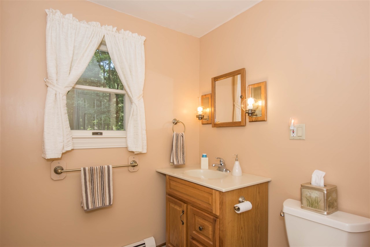 76 Tebbetts Road Rochester, NH 03867 - Photo 23 of 37