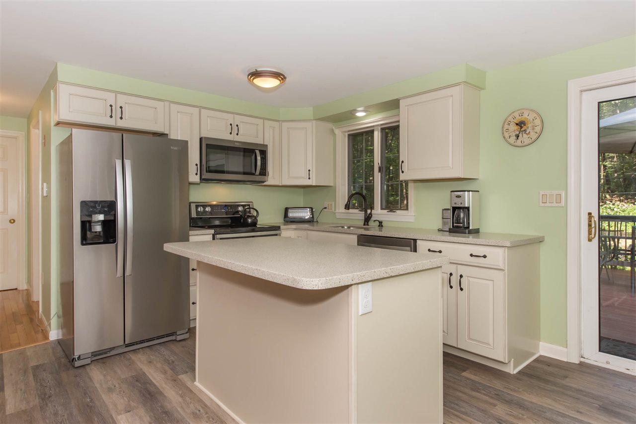 76 Tebbetts Road Rochester, NH 03867 - Photo 8 of 37