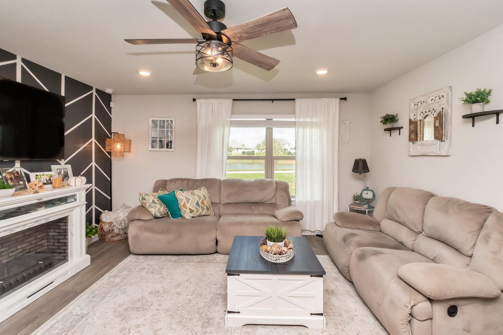24010 Citation Loop Daphne, AL 36526 - Photo 13 of 38 Living Room