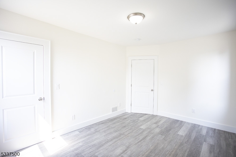 41 Grove Street, Unit 1 Bloomfield, NJ 07003 - Photo 3 of 13